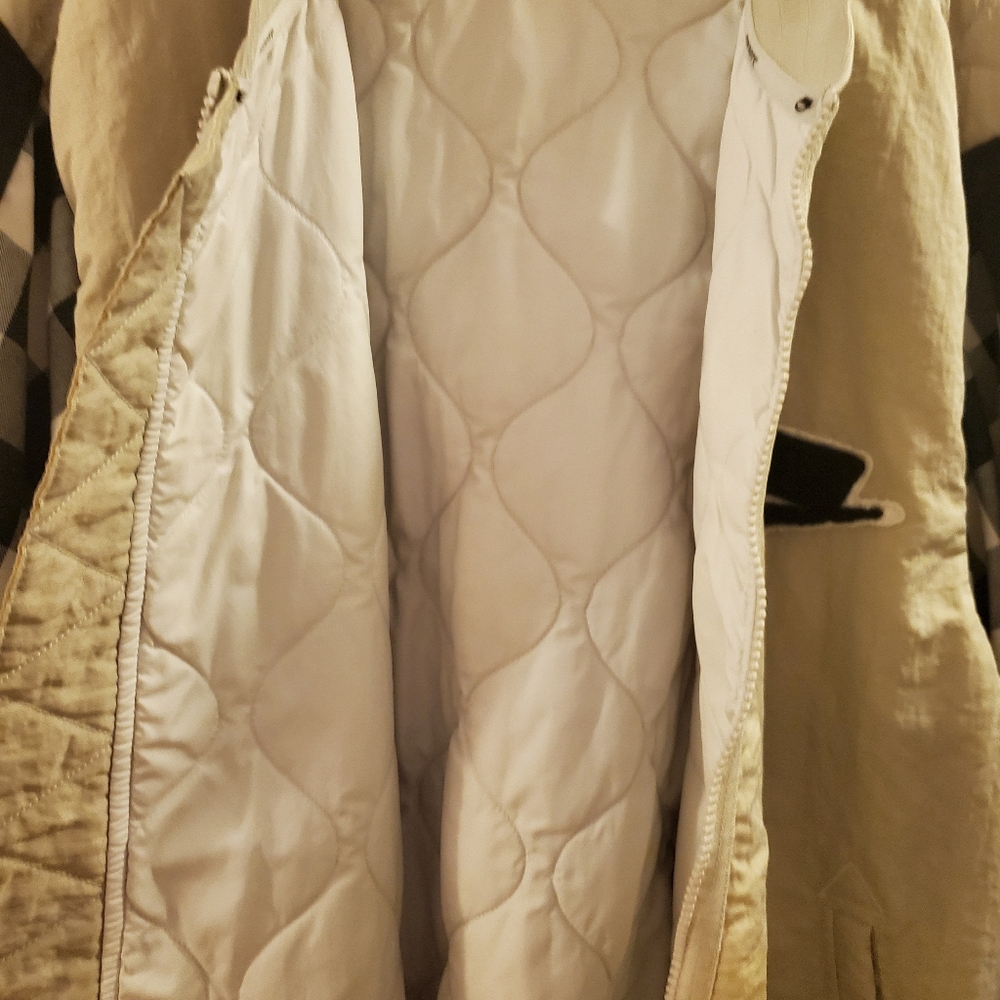 Nike Jacket - Picture 8 of 13
